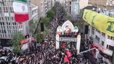 نخستین تصویر از خودروی حامل پیکر رهبر شهید برای تشییع تهران + فیلم