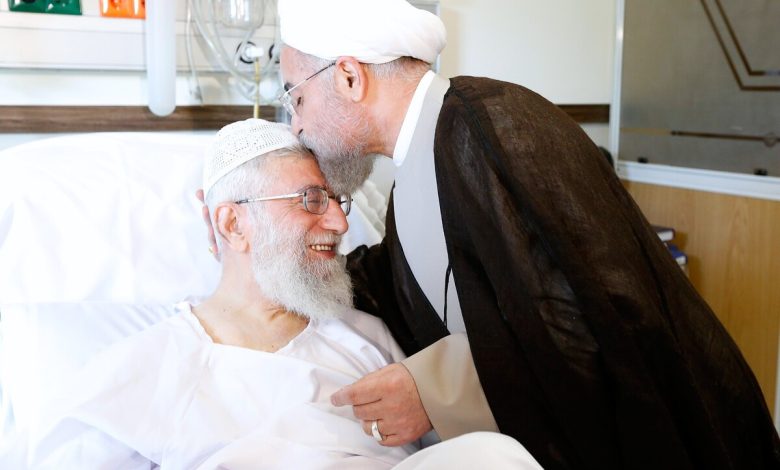 علت غیبت روحانی در مراسم تشییع چه بود؟/ پاسخ تلویحی به روایت آشنا علت غیبت روحانی در مراسم تشییع چه بود؟/ پاسخ تلویحی به روایت آشنا