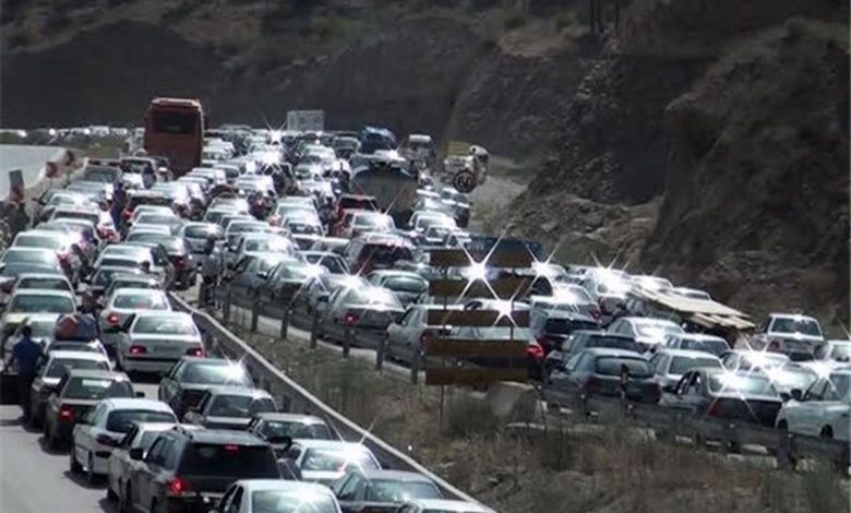 جاده چالوس بسته شد/ قفل ترافیکی در مسیر بازگشت مسافران شمال جاده چالوس بسته شد/ قفل ترافیکی در مسیر بازگشت مسافران شمال
