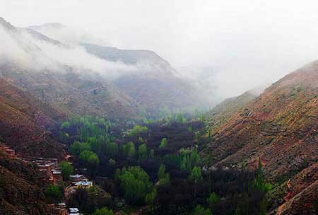 اسفیدان؛ روستایی گردشگری با منازل پلکانی، چشمه، آبشار و غار اسفیدان؛ روستایی گردشگری با منازل پلکانی، چشمه، آبشار و غار