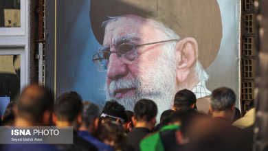 تاریخ‌نگار اتریشی: مراسم تشییع میلیونی در تهران رویدادی تاریخی در مقیاس جهانی بود