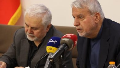 همه با محوریت وحدت ملی در مراسم تشییع رهبر شهید حضور یابند همه با محوریت وحدت ملی در مراسم تشییع رهبر شهید حضور یابند