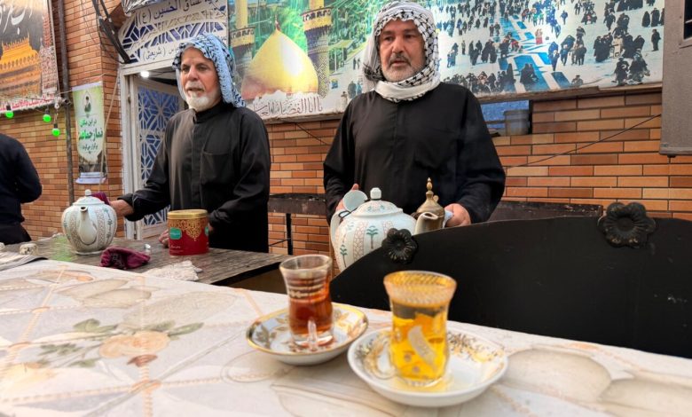 یک استکان چای میهمان امام حسین... یک استکان چای میهمان امام حسین...