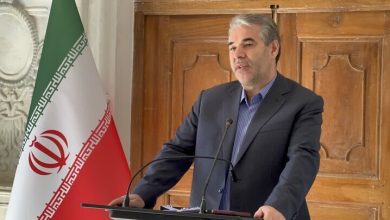 پرداخت بیش از ۲ همت تسهیلات به ۱۸ هزار هنرمند و فعال صنایع دستی پرداخت بیش از ۲ همت تسهیلات به ۱۸ هزار هنرمند و فعال صنایع دستی